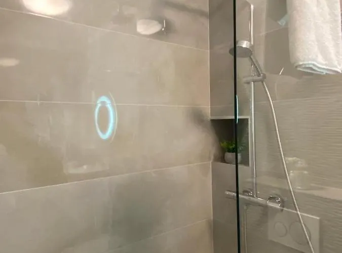 Moon Διαμέρισμα Τρογκίρ